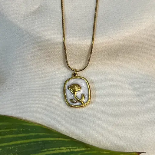 [P-012] Vintage Rose Pendent