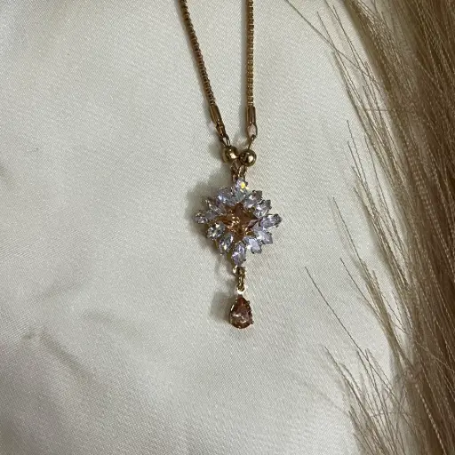 [P-027] Floral Blosson Pendant